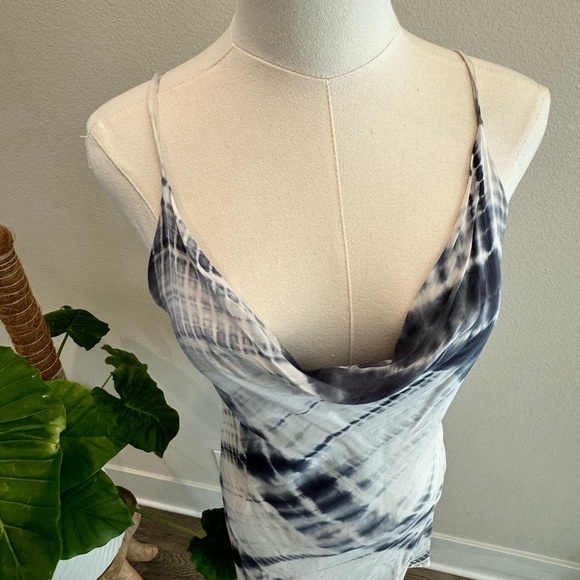 Mahina mini dress - Picture 2 of 7